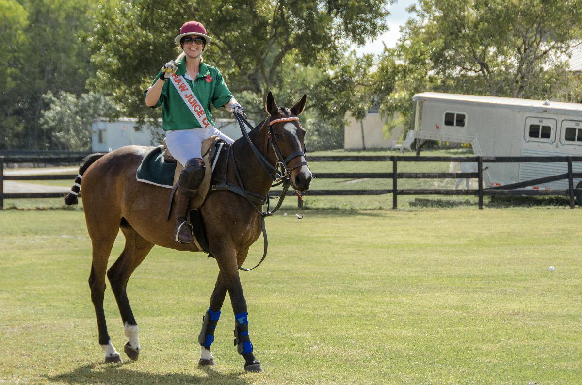 Dr. Selina Watt Palm Beach Equine Clinic Veterinarian