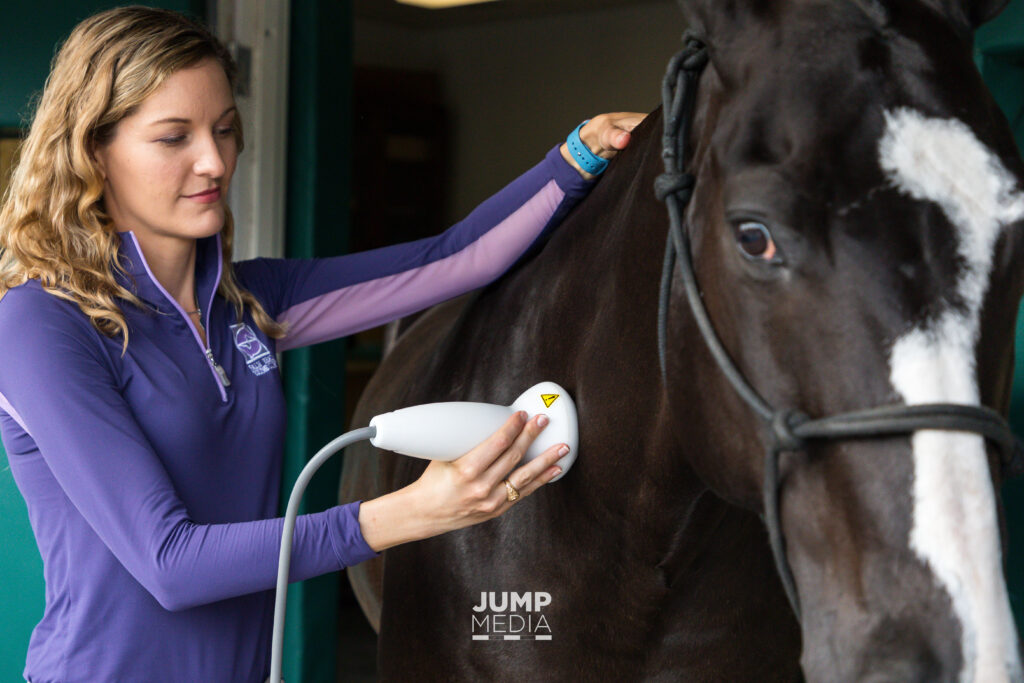 Marilyn Connor shockwave therapy palm beach equine clinic veterinarian